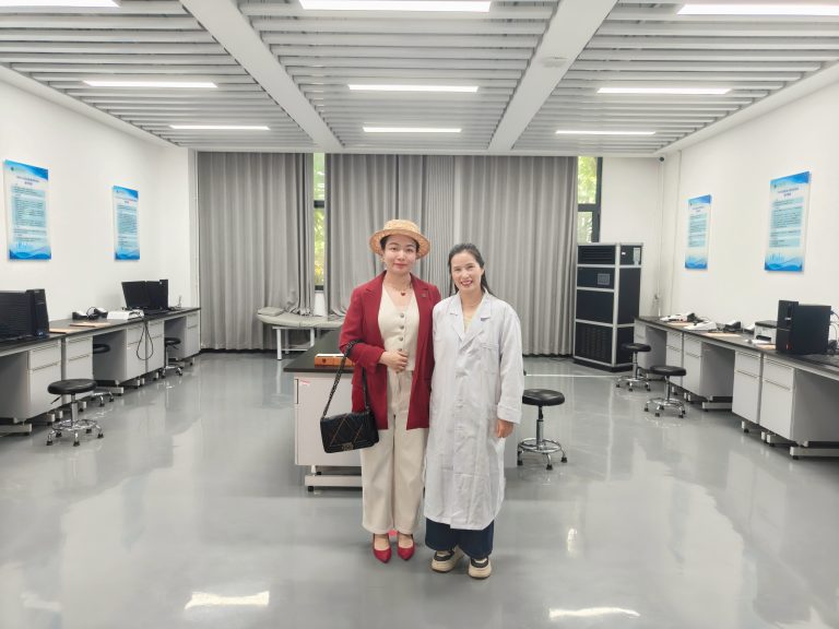 GENOPEP core team visited Luoyang Normal University to deepen industry-academia-research cooperation. Explore how Ourdesigner applies pharmaceutical-grade peptide technology to functional skincare for proven effectiveness.